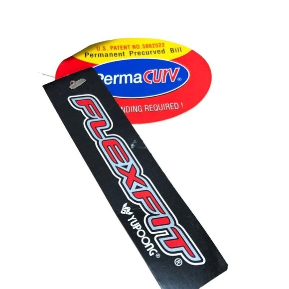 NWT Interlaken Fisheries Hat Cap Black Flexfit Precurved Bill Fishing Boat New - Picture 8 of 8